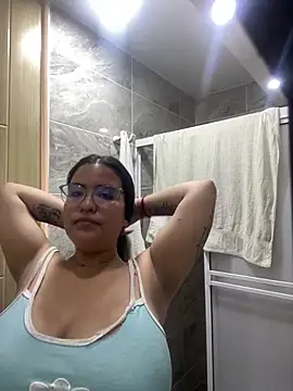 Snapshot of dafne_hss chatting on February 2, 2025, 7:14 pm dafne hss online show from February 2, 2025, 7:14 pm