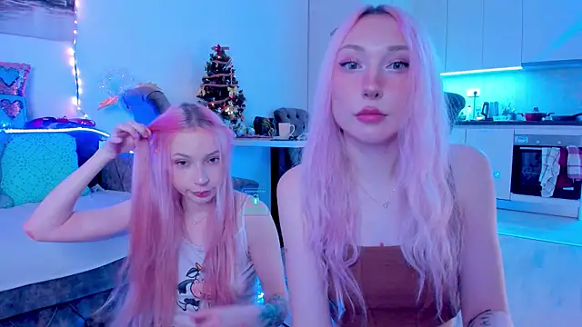 Snapshot of AlexRoseLiRed chatting on December 21, 2024, 10:30 pm AlexRoseLiRed online show from December 21, 2024, 10:30 pm