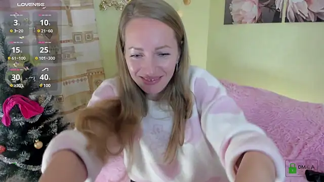 Snapshot of Queenymel chatting on December 4, 2024, 6:50 pm Queenymel online show from December 4, 2024, 6:50 pm