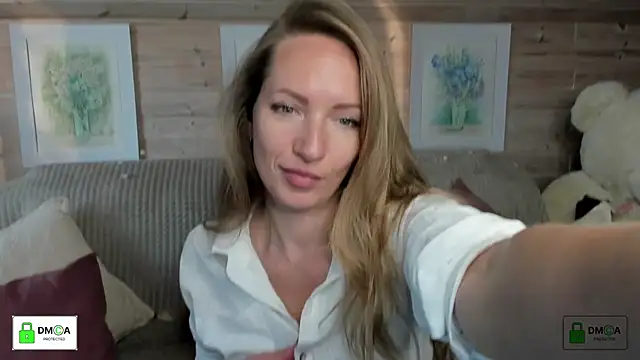 Snapshot of Queenymel chatting on September 11, 2025, 3:56 pm Queenymel online show from September 11, 2025, 3:56 pm