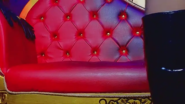 PerlaDivaio online show from February 4, 2025, 1:38 pm