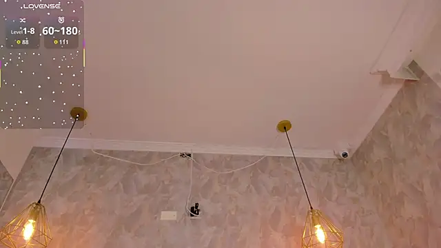 dayra angels online show from November 4, 2025, 7:24 pm