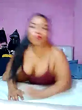 Snapshot of rosmery-navarro chatting on January 19, 2025, 2:47 am rosmery-navarro online show from January 19, 2025, 2:47 am