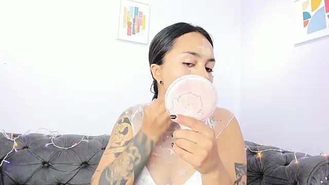 Snapshot of miss_soffi_ chatting on December 2, 2025, 12:21 pm miss soffi online show from December 2, 2025, 12:21 pm