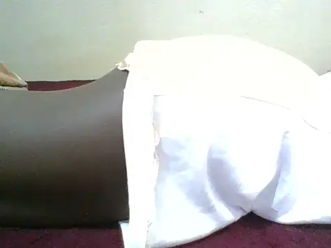 Snapshot of blackeve chatting on October 15, 2025, 3:34 pm blackeve online show from October 15, 2025, 3:34 pm