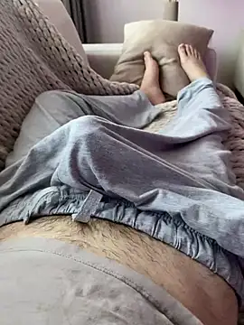 Snapshot of okanist chatting on January 17, 2025, 2:39 pm okanist online show from January 17, 2025, 2:39 pm