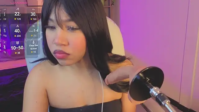 Olivia ds online show from October 14, 2025, 4:35 am