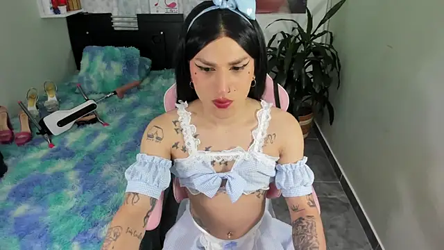 queenramoona-hot online show from September 11, 2025, 8:53 pm