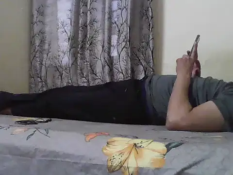 Snapshot of Desi_Rider_Aadi chatting on October 22, 2025, 10:37 am Desi Rider Aadi online show from October 22, 2025, 10:37 am