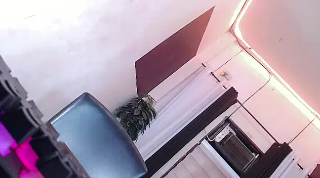 Chubbytransgirl21 online show from March 1, 2025, 4:44 pm