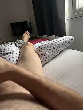 Snapshot of locallad88 chatting on December 8, 2024, 8:20 am locallad88 online show from December 8, 2024, 8:20 am