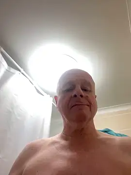 Snapshot of locallad88 chatting on December 9, 2024, 6:35 pm locallad88 online show from December 9, 2024, 6:35 pm