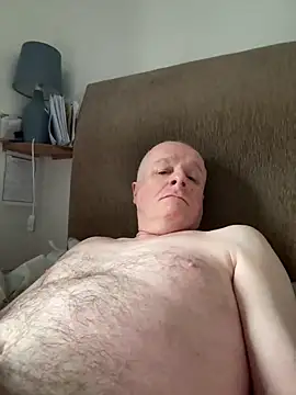 Snapshot of locallad88 chatting on January 17, 2025, 9:39 am locallad88 online show from January 17, 2025, 9:39 am