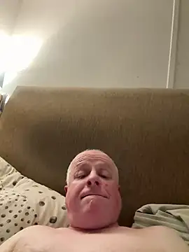 Snapshot of locallad88 chatting on February 10, 2025, 5:19 pm locallad88 online show from February 10, 2025, 5:19 pm