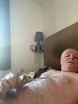 Snapshot of locallad88 chatting on March 16, 2025, 8:43 am locallad88 online show from March 16, 2025, 8:43 am