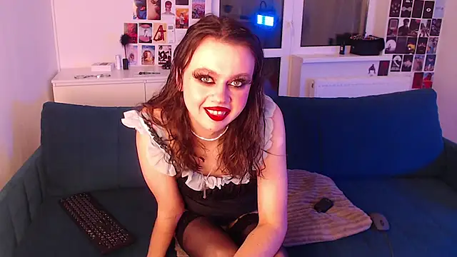 ursula davis online show from December 22, 2024, 6:59 pm