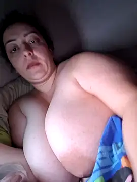 Snapshot of mihaelaa chatting on September 13, 2025, 4:23 am mihaelaa online show from September 13, 2025, 4:23 am