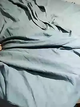 juniorlove69 online show from September 27, 2025, 10:59 pm