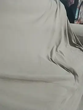 juniorlove69 online show from October 5, 2025, 4:55 am