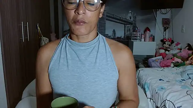 kateleyagrey online show from December 20, 2024, 10:27 am