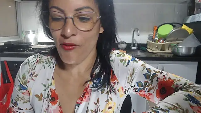 kateleyagrey online show from September 12, 2025, 8:09 pm