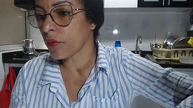 kateleyagrey online show from September 15, 2025, 1:22 pm