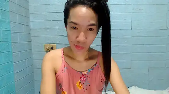 Snapshot of AsianNaughtiesMistress chatting on December 15, 2024, 10:15 pm AsianNaughtiesMistress online show from December 15, 2024, 10:15 pm