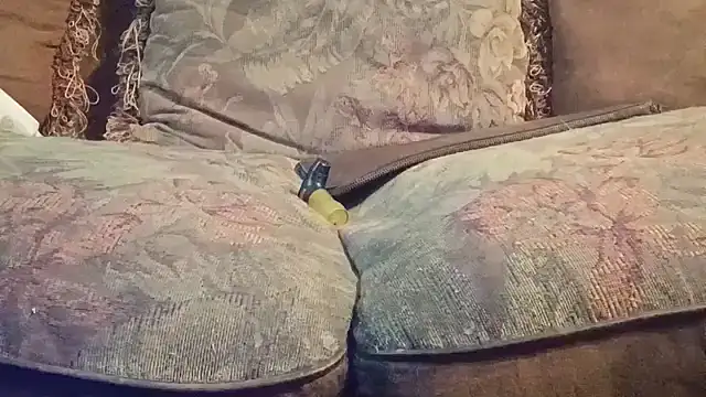 Snapshot of highstepper500 chatting on November 5, 2025, 10:43 pm highstepper500 online show from November 5, 2025, 10:43 pm