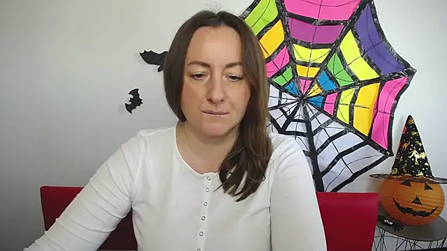 Abby Taylorr online show from October 30, 2025, 7:21 am