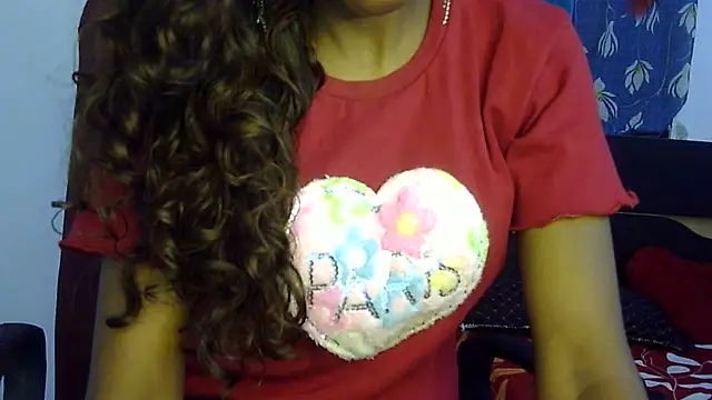 Indian-Squirt online show from November 2, 2025, 3:03 pm