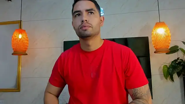 Snapshot of matteosantos chatting on October 24, 2025, 11:39 am matteosantos online show from October 24, 2025, 11:39 am