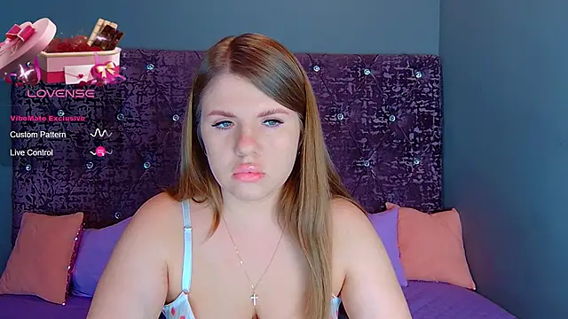 Snapshot of NoraBigAss chatting on December 19, 2024, 12:34 am NoraBigAss online show from December 19, 2024, 12:34 am