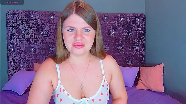 Snapshot of NoraBigAss chatting on February 17, 2025, 1:47 am NoraBigAss online show from February 17, 2025, 1:47 am