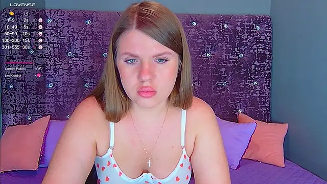 Snapshot of NoraBigAss chatting on February 19, 2025, 1:40 am NoraBigAss online show from February 19, 2025, 1:40 am