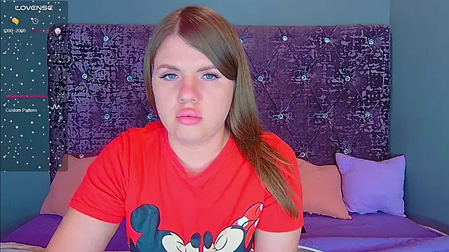 Snapshot of NoraBigAss chatting on February 24, 2025, 6:05 am NoraBigAss online show from February 24, 2025, 6:05 am