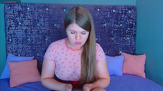 Snapshot of NoraBigAss chatting on March 7, 2025, 4:57 am NoraBigAss online show from March 7, 2025, 4:57 am