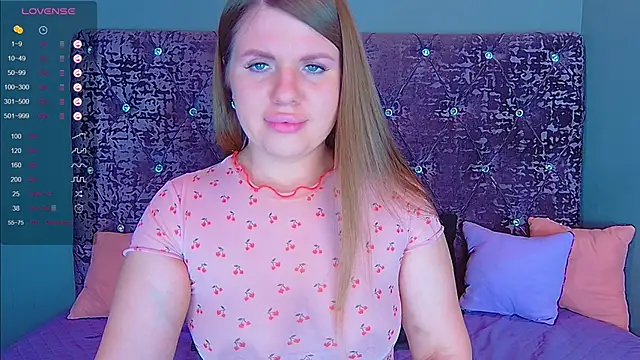 Snapshot of NoraBigAss chatting on March 13, 2025, 4:27 am NoraBigAss online show from March 13, 2025, 4:27 am