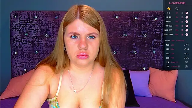 Snapshot of NoraBigAss chatting on September 12, 2025, 1:06 am NoraBigAss online show from September 12, 2025, 1:06 am