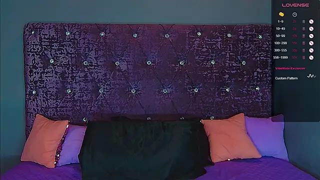 Snapshot of NoraBigAss chatting on September 24, 2025, 3:43 am NoraBigAss online show from September 24, 2025, 3:43 am