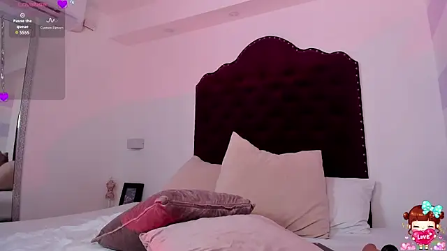 Snapshot of lucyycy chatting on February 15, 2025, 8:43 pm lucyycy online show from February 15, 2025, 8:43 pm