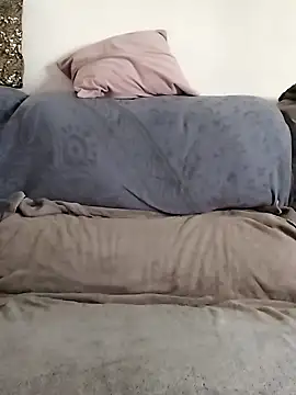 LoGaNfree88 online show from January 23, 2025, 3:32 pm