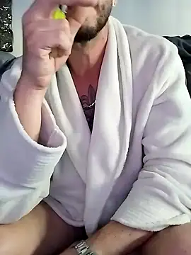 LoGaNfree88 online show from January 25, 2025, 5:08 pm