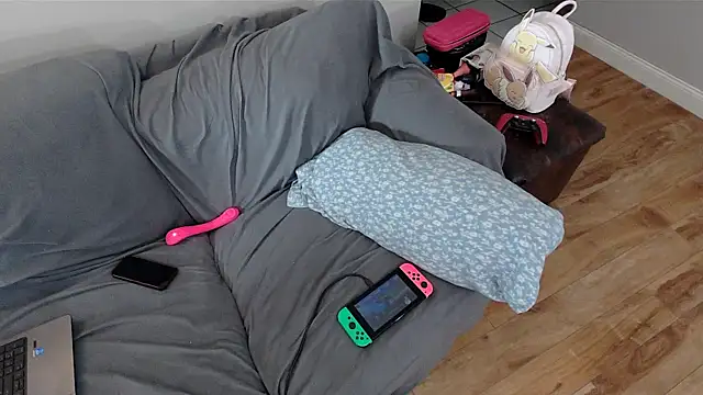 EmoDream1998 online show from February 28, 2025, 11:23 pm