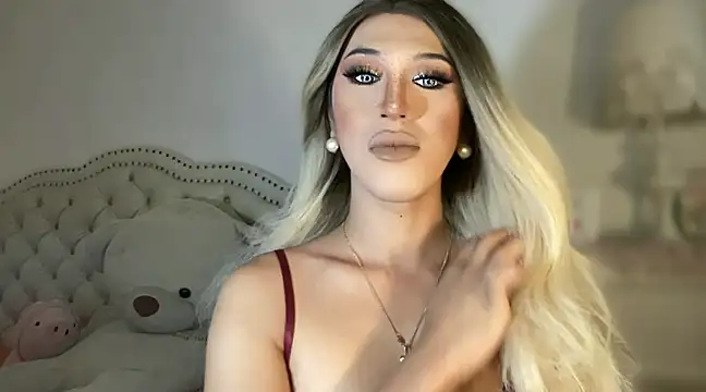 Ts glamxxxx online show from March 21, 2025, 3:55 am