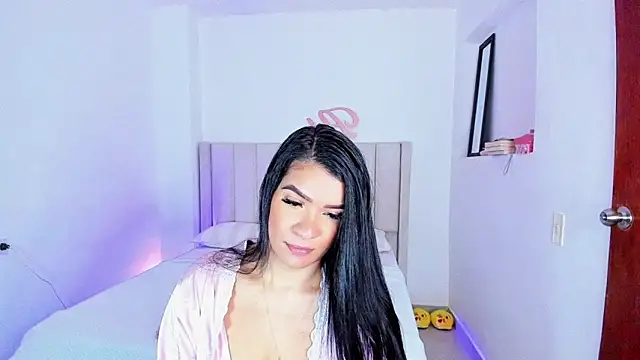 Snapshot of sheirysex_ chatting on January 24, 2025, 4:27 am sheirysex online show from January 24, 2025, 4:27 am