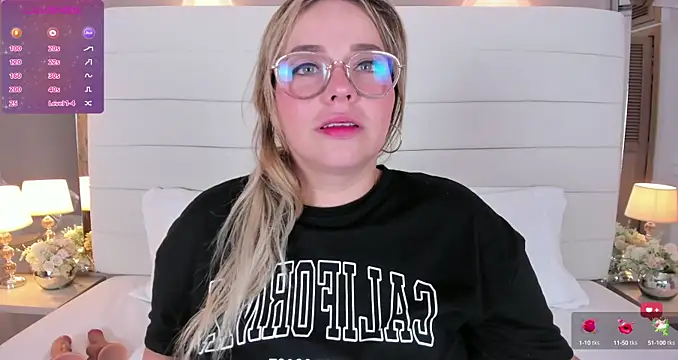 Charlotte93  online show from February 4, 2025, 11:27 am