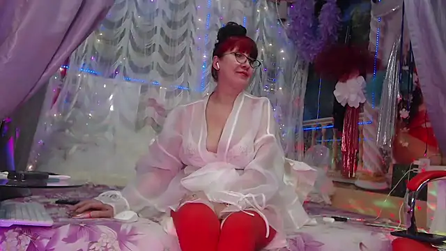 Snapshot of NightOrhideya chatting on March 4, 2025, 12:29 am NightOrhideya online show from March 4, 2025, 12:29 am