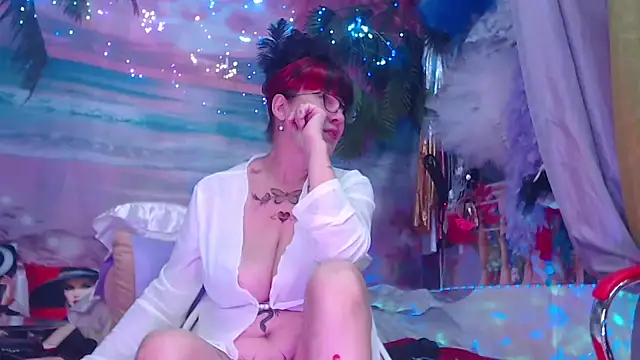 Snapshot of NightOrhideya chatting on October 25, 2025, 3:18 pm NightOrhideya online show from October 25, 2025, 3:18 pm