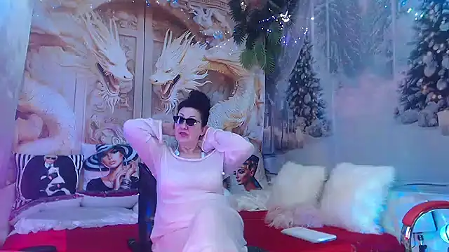 Snapshot of NightOrhideya chatting on November 22, 2025, 8:08 pm NightOrhideya online show from November 22, 2025, 8:08 pm