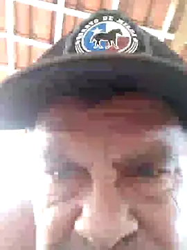 Snapshot of Peludo173317 chatting on December 17, 2024, 1:49 pm Peludo173317 online show from December 17, 2024, 1:49 pm